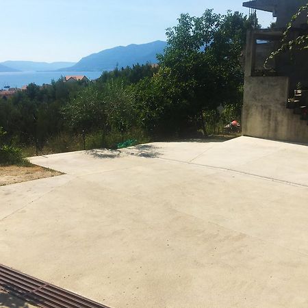 Milmaris Apartments Tivat Exterior foto